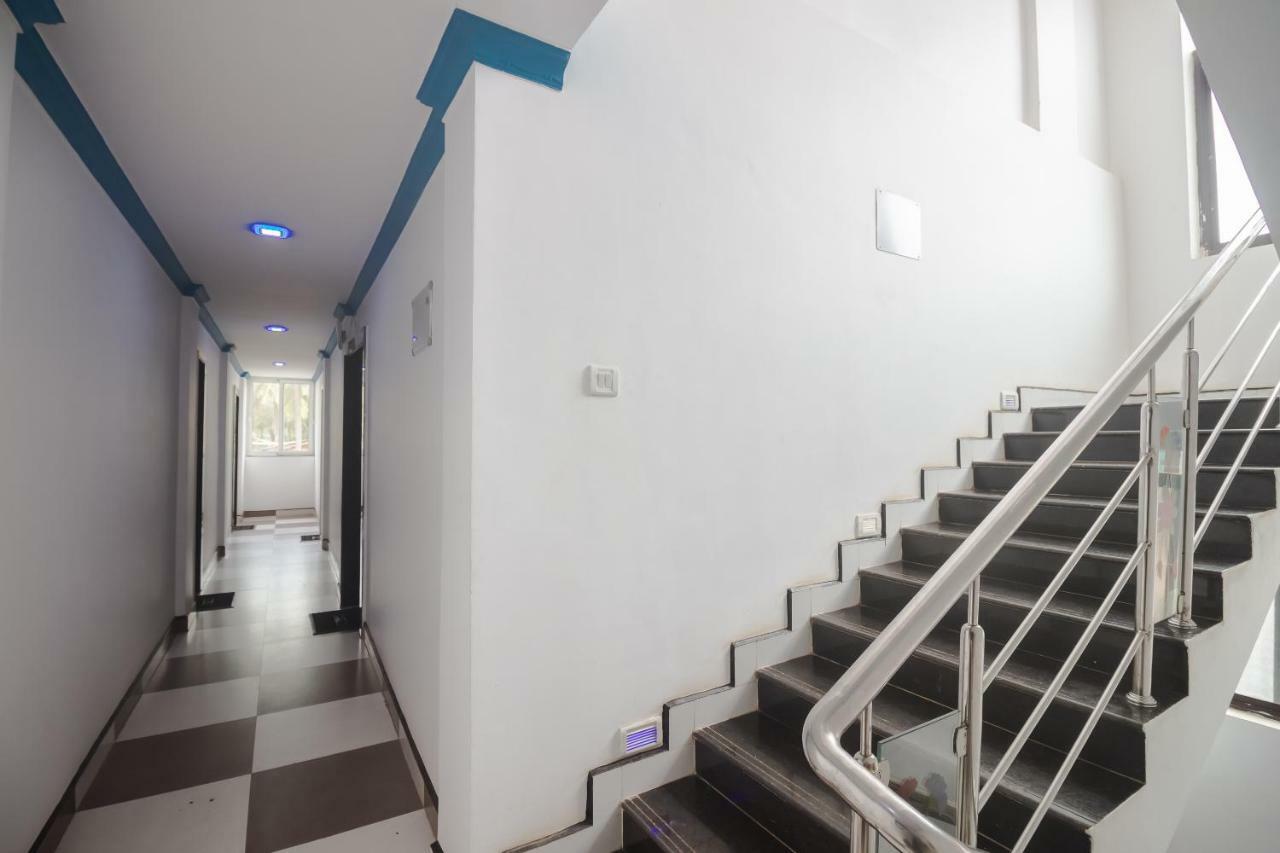 Hôtel Queen Of Queen'S à Calangute Extérieur photo