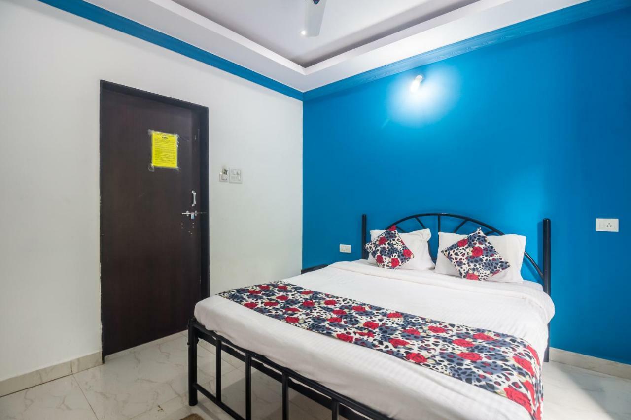 Hôtel Queen Of Queen'S à Calangute Extérieur photo