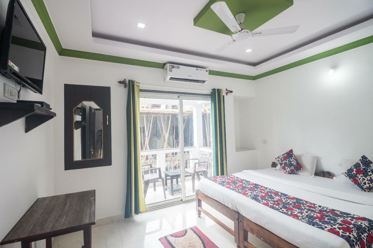 Hôtel Queen Of Queen'S à Calangute Extérieur photo