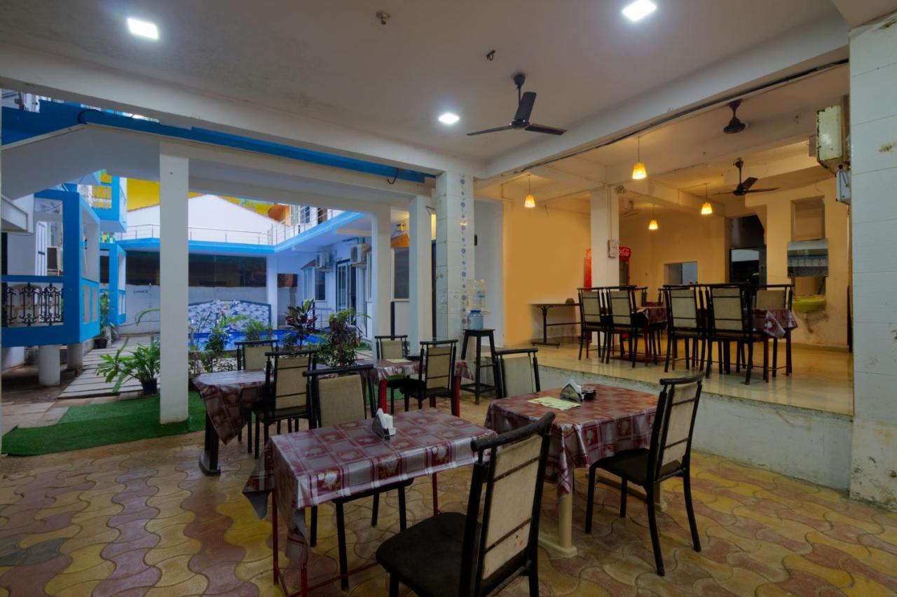Hôtel Queen Of Queen'S à Calangute Extérieur photo